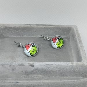 The Grinch Cabochon leverback earrings